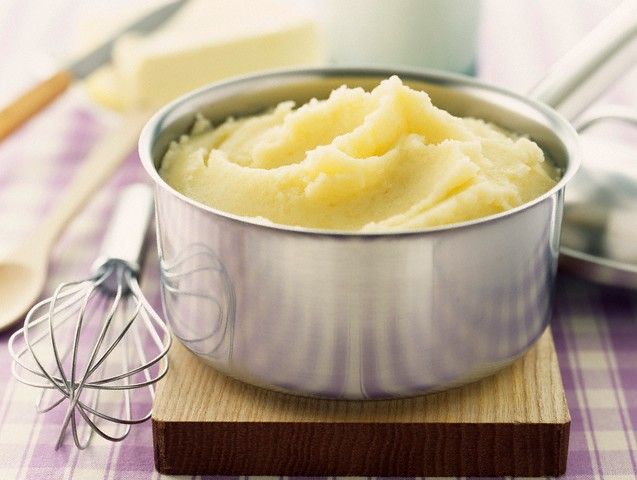 Kad bulvės minkština odą ir mažina raudonį, buvo žinoma jau nuo senovės