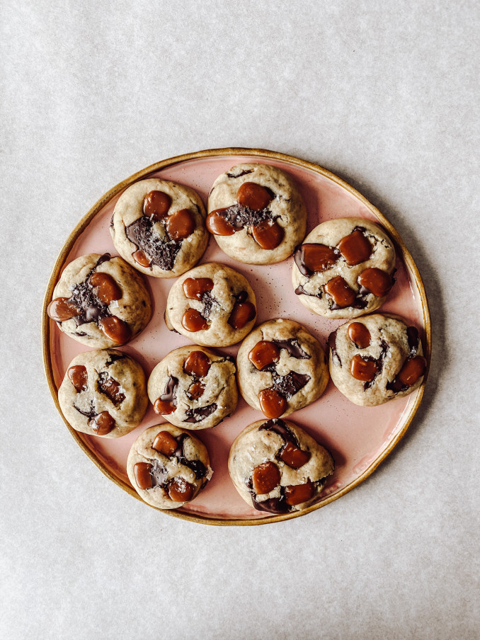 Sausainiai su irisais