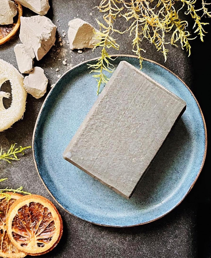 NATULA – pirmasis Lietuvoje ir pasaulyje gamintojas, kuriantis odos priežiūros produktus su opokos moliu