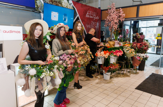 Modesto Vasiliausko gėlių erdvės atidarymas