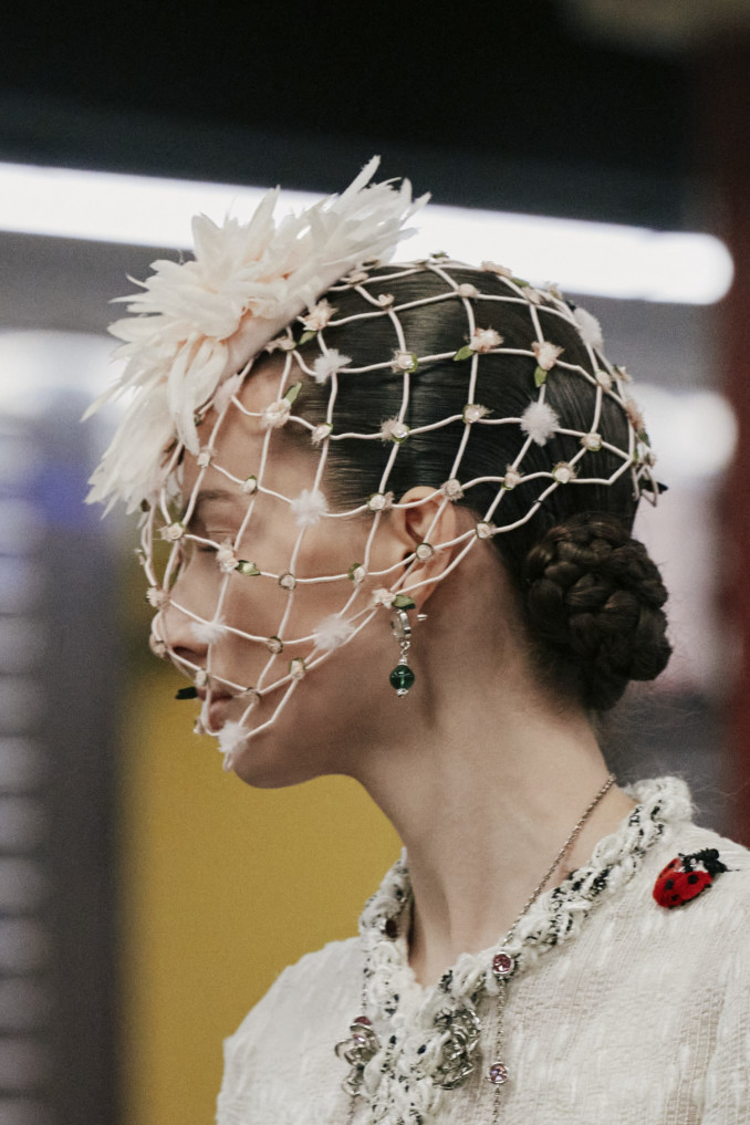 2026 m. CHANEL „Métiers d'Art“ kolekcijos modelis