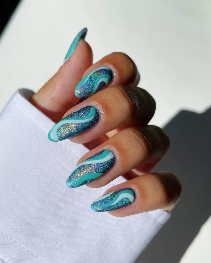 @phoebesummernails