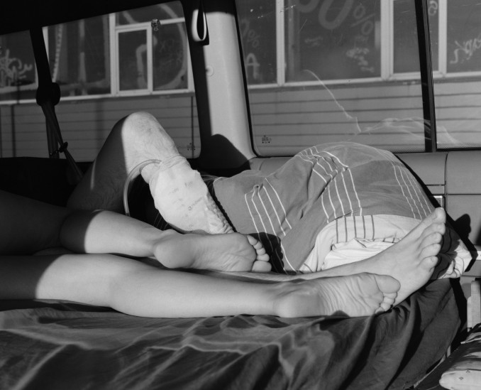 „Malonumas“ – Janinos Sabaliauskaitės fotografijų paroda apie negalią ir seksualumą Radvilų rūmų dailės muziejuje