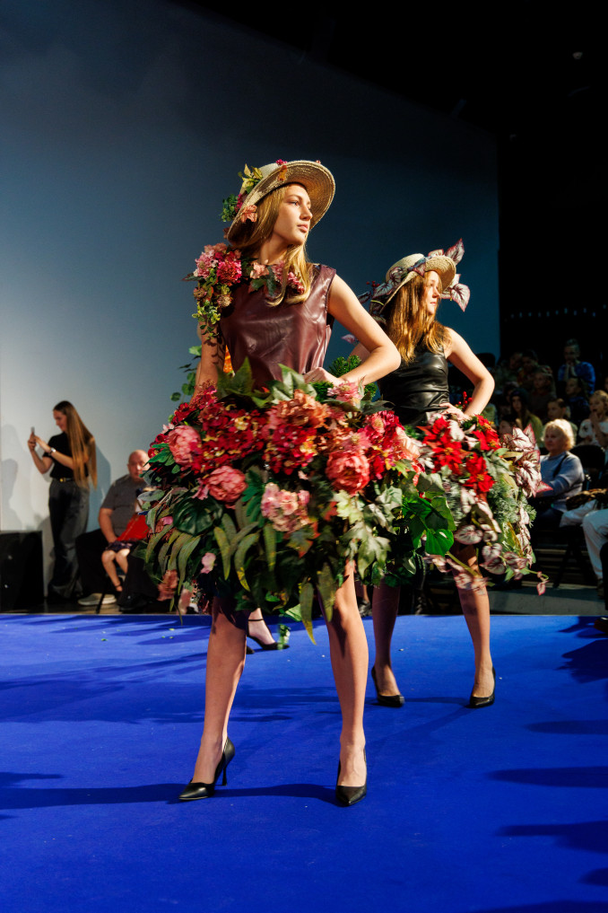 Gėlių suknelių kolekcija „Metų laikai“