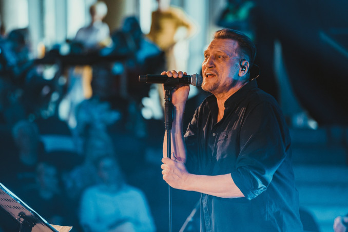 Česlovas Gabalis ir grupė „Pelenai“