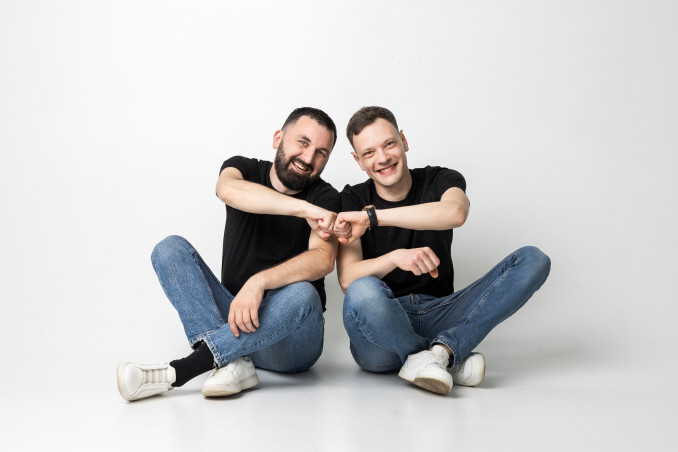 Grupė „(NE)broliai“ pristato naujieną: apdainavo vyrų silpnybę