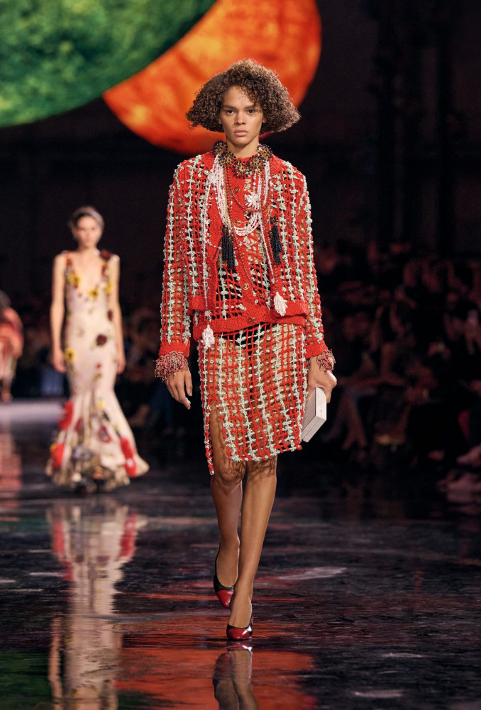 „Chanel“ 2026 m. pavasario-vasaros kostiumėlis