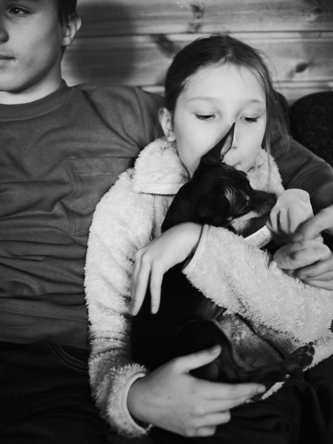 Globojamų vaikų kasdienybę užfiksavęs fotografas Artūras Morozovas: „Nerežisuoju ir nepudruoju savo pasakojimų“